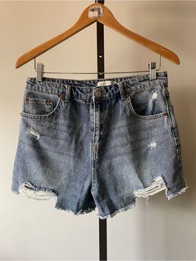 Love Tree Distressed Denim Jean Shorts High Rise Size Large NWOT